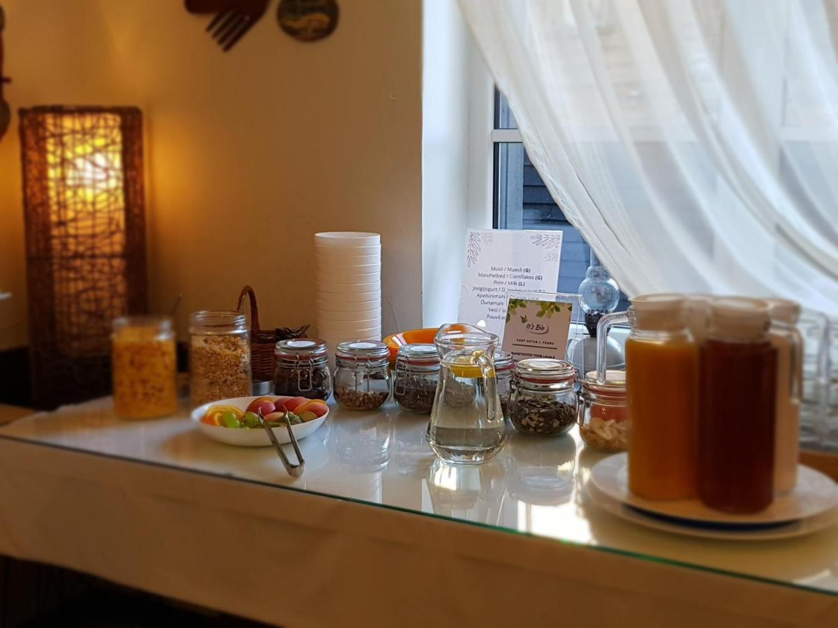 Hansalinn Пярну Экстерьер фото